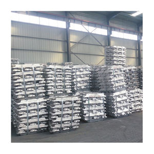 Lingots d'aluminium avec répartition uniforme du poids et surfaces lisses pour une refusion optimisée et une utilisation industrielle - Product Image 1