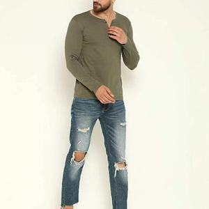 Chemise Henley à manches longues pour femmes, tenue décontractée de tous les jours confortable et douce avec tissu en toile à motif solide et design boutonné classique - Product Image 6