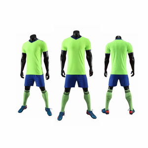 Conjuntos de Entrenamiento Unisex al por Mayor, Personalizables, de Alta Calidad, con Impresión por Transferencia de Calor, Uniforme de Fútbol, Camiseta de Fútbol, Chándal 100% - Product Image 4