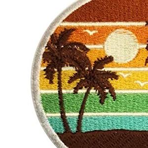 Écussons de broderie de style bordure de moelle personnalisée en gros Écussons de broderie multicolore découpés au laser en tissu sergé haute densité - Product Image 4