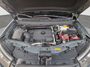 2011 Chevrolet Captiva LT hayon toit ouvrant pas d'accident roues de 19 pouces qualité utilisé cuir coréen bonne condition direction gauche - Product Image 6