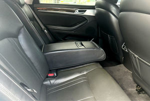 Super affaire.. Hyundai Genesis 3 d'occasion. 8 A W D - Product Image 4