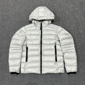 Veste matelassée streetwear personnalisée par le fabricant, manteau d'hiver rembourré en duvet de canard, coupe-vent en polyester pour homme - Product Image 2
