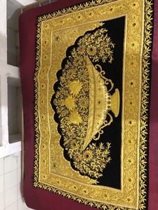 Tapis mural suspendu de haute qualité avec bijou offert en gros pour les festivals culturels, la décoration d'événements et les intérieurs élégants - Product Image 3