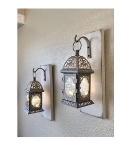 Juego de dos farolillos de metal de diseño de tendencia con vidrio y hierro de buena calidad para decoración de restaurantes y uso de portavelas a granel - Product Image 6