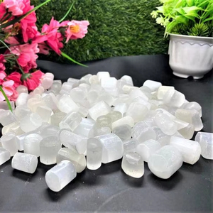 Piedra de Selenita Blanca Natural Genuina al por Mayor, Pulida, Curativa, Grabada con Amor, Feng Shui, Decoración para el Hogar y la Oficina - Product Image 4