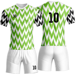 Conjunto de Uniforme de Fútbol Sublimado Personalizado, Verde y Blanco con Patrón Geométrico, Cuello en V, Manga Corta, Absorbe la Humedad, Unisex para Adultos - Product Image 1
