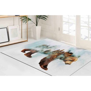 Alfombra de Oso en la Nieve: Alfombra Decorativa Abstracta con Diseño de Animal del Bosque, Alfombra Suave No Tejida - Product Image 3
