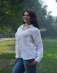 Camisa de Algodón con Estampado Floral y Botones Delanteros para Mujer, Corte Holgado, Transpirable, Informal, para Primavera/Verano, Trabajo, Color Amarillo, Mangas Largas - Product Image 3