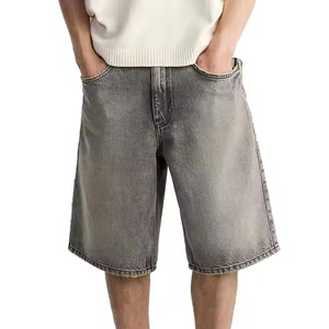 กางเกงขาสั้นผ้ายีนส์เบอร์มิวดาเข้ารูปพอดีตัวสำหรับผู้ชายผ้าปักสไตล์ลำลองระบายอากาศ - Product Image 1