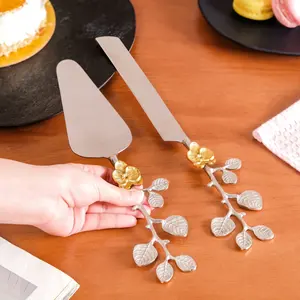 Ensemble de couverts en métal compact et élégant de style indien, idéal pour des dîners raffinés, provenant directement du fournisseur - Product Image 3