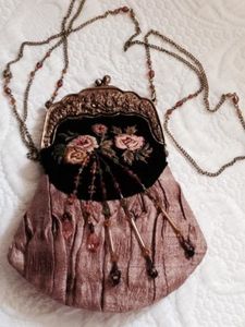 Bolsos de mano de noche de estilo bohemio con bordado decorativo, cadenas cuadradas de perlas, diseño elegante, forro personalizable para mujer, venta al por mayor - Product Image 5