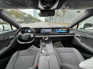 VOYAH แลนตู เชสซิ่ง ไลท์ 2024 PHEV 4WD รุ่น Ultra Long Range Executive Edition - Product Image 3