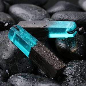 Bijoux artistiques bois et résine Design Unique vente en gros pendentif Type collier collier mode bijoux accessoires femmes - Product Image 5