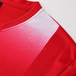 Camiseta Deportiva Transpirable y Cómoda con Ajuste Activo, Material Ligero y Movimiento Suave - Product Image 5