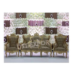 Canapé royal en métal doré sculpté avec chaises Ensemble de meubles de mariage sculpté en or Ensemble exclusif de canapés Maharaja pour mariage - Product Image 2