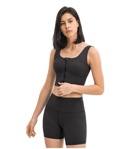 Cómodo sujetador trasero de belleza antiflacidez, camiseta sin mangas deportiva de copa fija ligera con logotipo frontal de talla grande sin costuras - Product Image 5