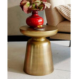 Table d'appoint Martini en aluminium plaqué or pour la maison, le salon et la chambre à coucher Meubles en métal pour la décoration - Product Image 1