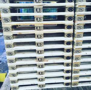 Paletas de madera económicas para proyectos de construcción a la venta, perfectas para soluciones de almacenamiento en el sitio. - Product Image 2