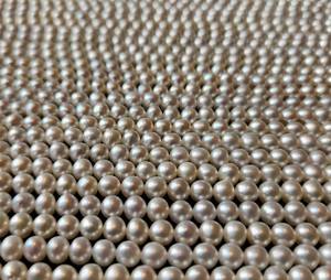 Cuentas sueltas de hebras de perlas blancas de agua dulce sin tratar naturales de alta calidad con efecto óptico de cambio de Color para la fabricación de joyas - Product Image 5