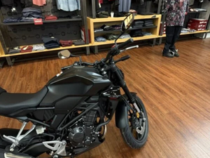 Motocicleta CB300R 2025 Lista para Enviar, Venta Rápida - Product Image 3