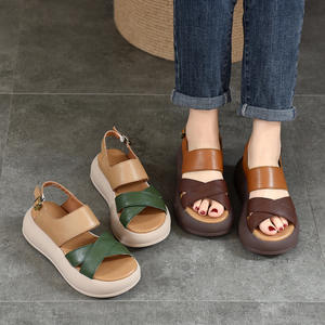 รองเท้าผ้าใบผู้ชายพื้นหนา สไตล์ลำลอง แบบผูกเชือก เหมาะสำหรับใส่ในชีวิตประจำวัน เดินเล่นกลางแจ้ง และแฟชั่นสตรีทสไตล์ - Product Image 2