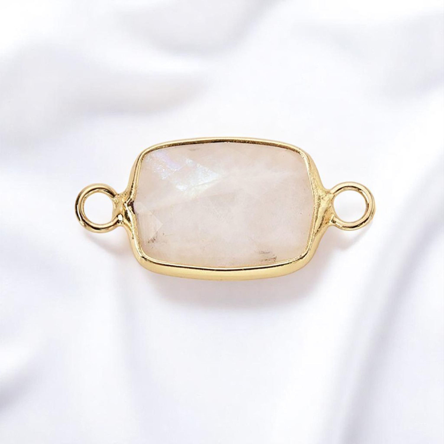 มูนสโตน