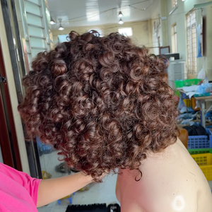 Perruques courtes birmans bouclés de qualité supérieure de couleur brune de cheveux humains vietnamiens au prix de gros - Product Image 6