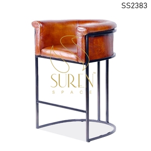 Silla de Bar de cuero de diseño de hierro hecha a mano de estilo único silla India hoteles y restaurante Silla de Bar de hierro y cuero - Product Image 3