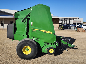 Meilleures ventes 2024 : Presse à balles ronde John Deere 561M à vendre - Product Image 1
