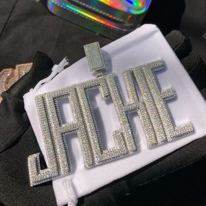 Spede Moissanite Baguette & Rond Personnalisé Nom Plaque Pendentif Incrusté Moissanite Pendentif Usine Initiale Pendentif Glacé - Product Image 1