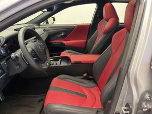 Magnifique berline d'occasion 2023 E-S 350 F SPORT, transmission 8 vitesses, 302 ch, V6 3.5L, traction avant - Product Image 2