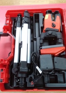 BON #   Niveau laser vert PM40 MG MultiLine avec étui, trépied et chargeur, batterie - Product Image 3