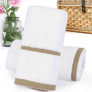 Serviette de piscine et de plage surdimensionnée élégante serviette absorbante douce en microfibre légère à séchage rapide sans sable pour les voyages de vacances - Product Image 6