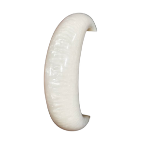 Bracelet jonc élégant en résine blanche unie - Bracelet manchette minimaliste en acrylique ultra brillant - Jonc intemporel pour femme, idéal au quotidien - Product Image 3