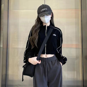 Sudadera con capucha Grunge con cremallera para mujer, ropa de calle, moda coreana, sudaderas ajustadas informales, sudadera recortada de manga larga negra a rayas, novedad de 2024 - Product Image 3