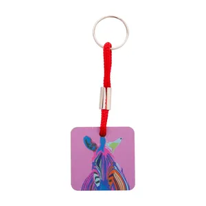 Porte-clés et mousquetons en bois personnalisés Woody Plus C, gadgets promotionnels sur mesure - Product Image 5