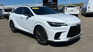 Lexus RX 350 2024 en parfait état - Product Image 4