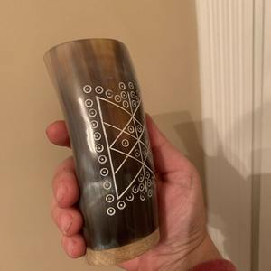 Vaso para Beber de Cuerno de Búfalo Estilo Vikingo, Taza Hecha a Mano - Product Image 5