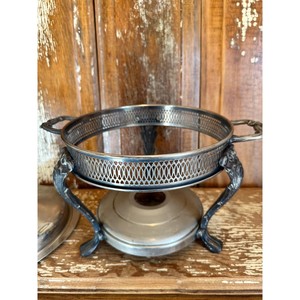 Leonard Plat à friture plaqué argent, plat chauffant Buffet, serveur, pattes à griffes ornées ternies avec couvercle - Product Image 3