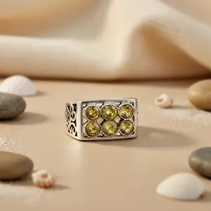 Anillo de Plata 925 Hecho a Mano con Piedra Amarilla para Hombre, con Baño de Rodio y Tecnología de Incrustación Experta - Product Image 2