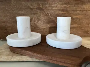 Comptoirs en marbre à coupe géométrique Design en marbre simple et élégant Bougie exclusivement en marbre - Product Image 4