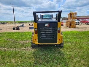 Chargeuse compacte Caterpillar 226B3 d'occasion en bon état avec moteur de pompe à haute efficacité, moteur et boîte de vitesses 95 CV, garantie de 4 ans - Product Image 4