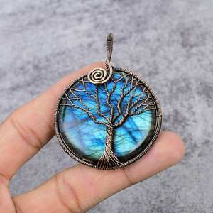 สร้อยคอประดับจี้ทำด้วยมือสำหรับคนรักธรรมชาติทำจากทองแดงลวดพันรอบต้นไม้เพื่อชีวิตชาวลาบราดอไลท์ - Product Image 4