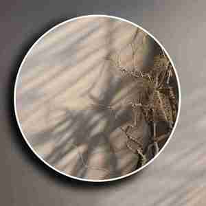 Forte demande avec un design à prix raisonnable et un décor de miroir mural fabriqué avec un cadre en bois rond fabriqué en Inde avec une qualité d'exportation - Product Image 2