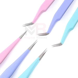 Juego de Pinzas para Pestañas de Color Personalizado Profesional, Último Modelo en Acero Inoxidable con Recubrimiento en Polvo, Agarre de Diamante, Extensiones de Pestañas Puntiagudas - Product Image 3