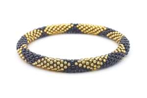 Bracelet perlé en pierre de naissance Cadeau d'anniversaire personnalisé Look élégant pour les minimalistes modernes par MD Handicraft - Product Image 6