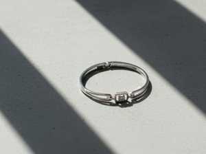 Diseño elegante CZ AD Kada Hermosa joyería de fiesta para mujer Perfecta para bodas, festivales y ocasiones especiales - Product Image 2