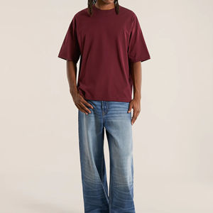 Vente en gros de t-shirts pour hommes poids lourd 100% coton coupe carrée surdimensionné épaules tombantes logo imprimé personnalisé t-shirts tricotés de haute qualité - Product Image 5