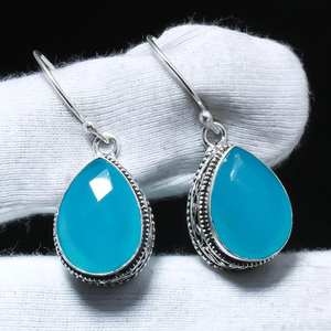 Boucles d'oreilles pendantes en argent sterling 925 faites à la main belle pierre précieuse calcédoine bleue prix de gros fêtes de charme chrétien - Product Image 1